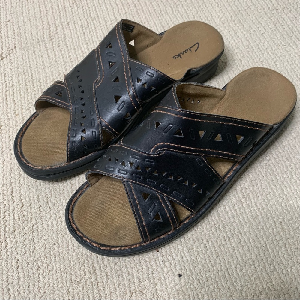Clarks Leather Stitched Wedge Casual Slip-on Shoes - Women's US Size 8M
